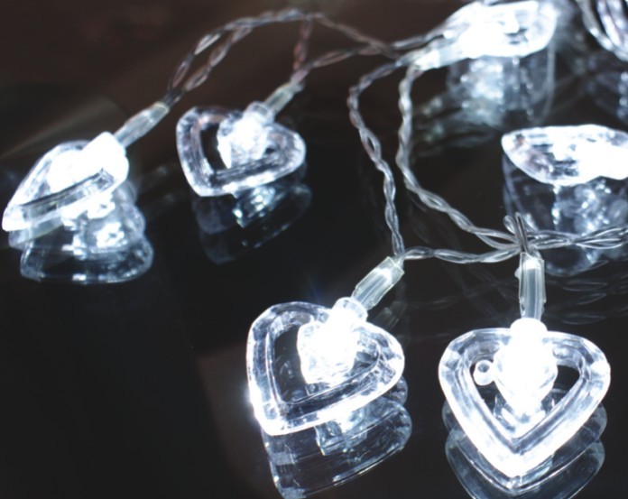 FY-009-A176 LED CHIRITIMAS lichtketting MET HART DECORATIE FY-009-A176 LED CHIRITIMAS lichtketting MET HART DECORATIE - LED String Light met Outfitvervaardigd in China